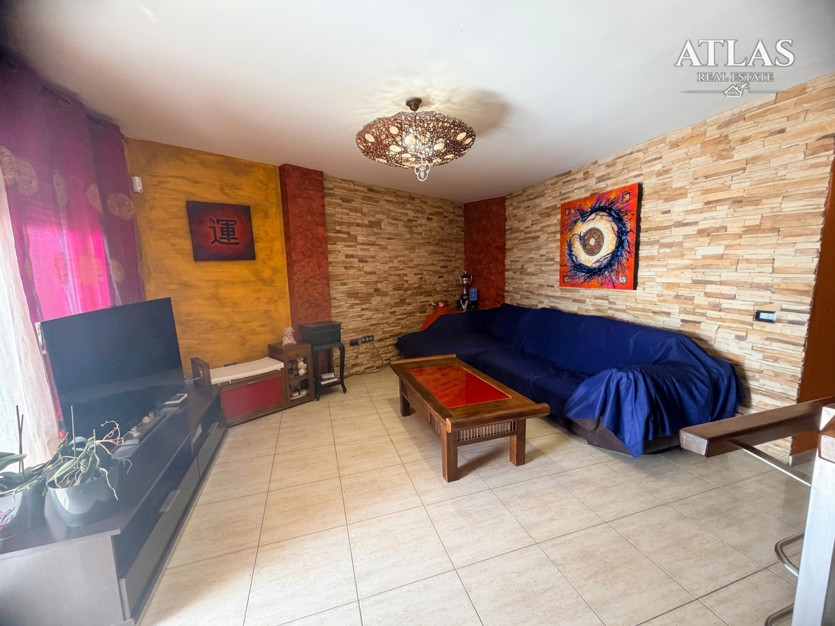 Casa tríplex de 3 dormitorios con terrazas y garaje en Igueste de Candelaria 3